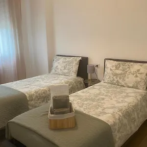 https://verde-salvia-home.it-lombardy.com