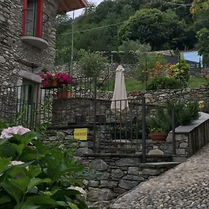 Tuschaus Landhuis Domaso